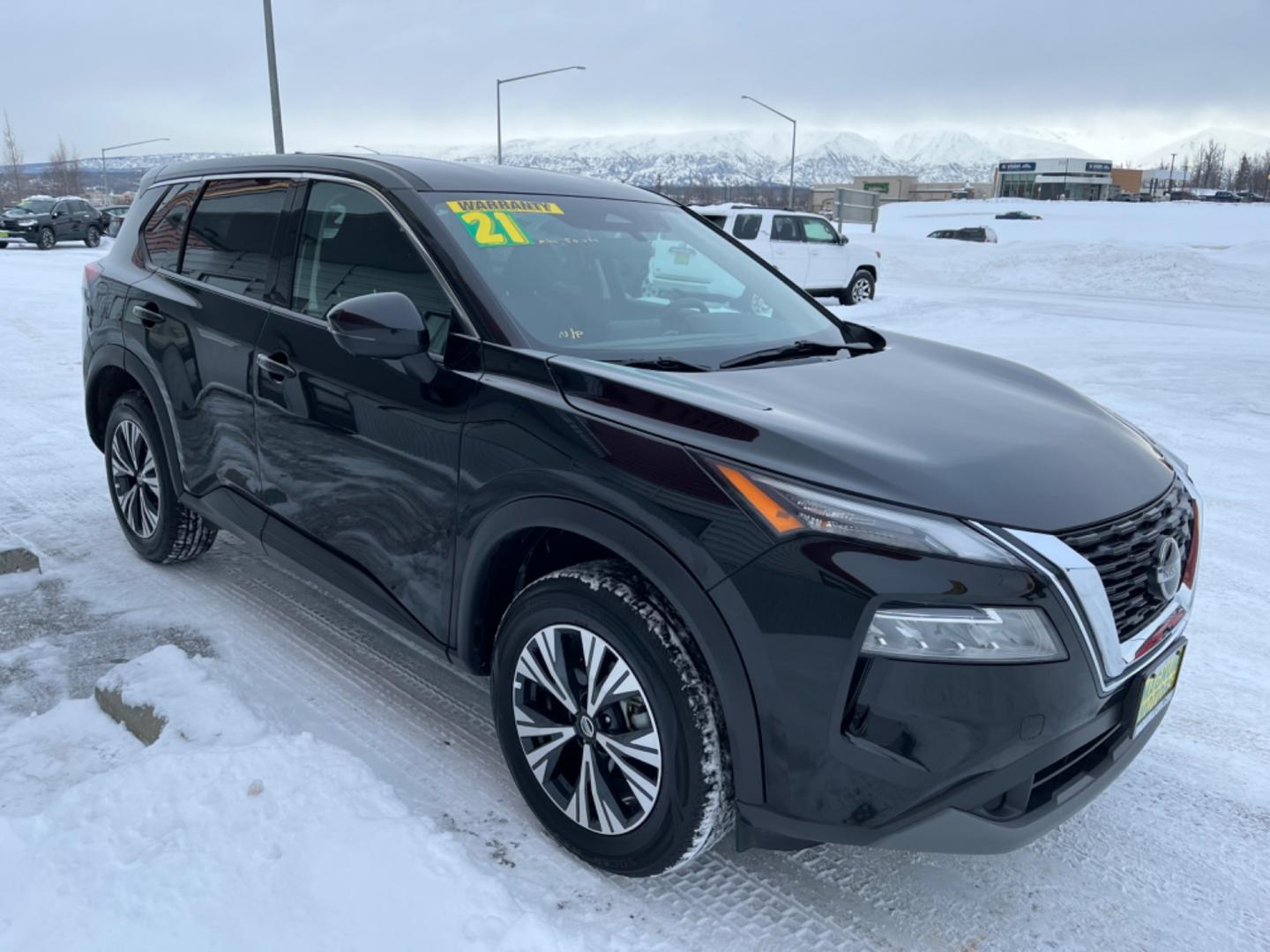 2021 BLACK /Black NISSAN ROGUE SV (5N1AT3BBXMC) with an 2.5L engine, Continuously Variable transmission, located at 1960 Industrial Drive, Wasilla, 99654, (907) 274-2277, 61.573475, -149.400146 - Photo#5